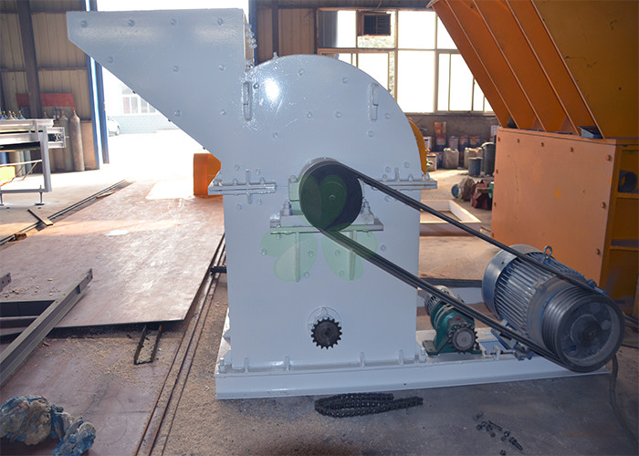 Power Saving Wood Branch Crusher Machine / Heavy Duty Tree Shredder Machine