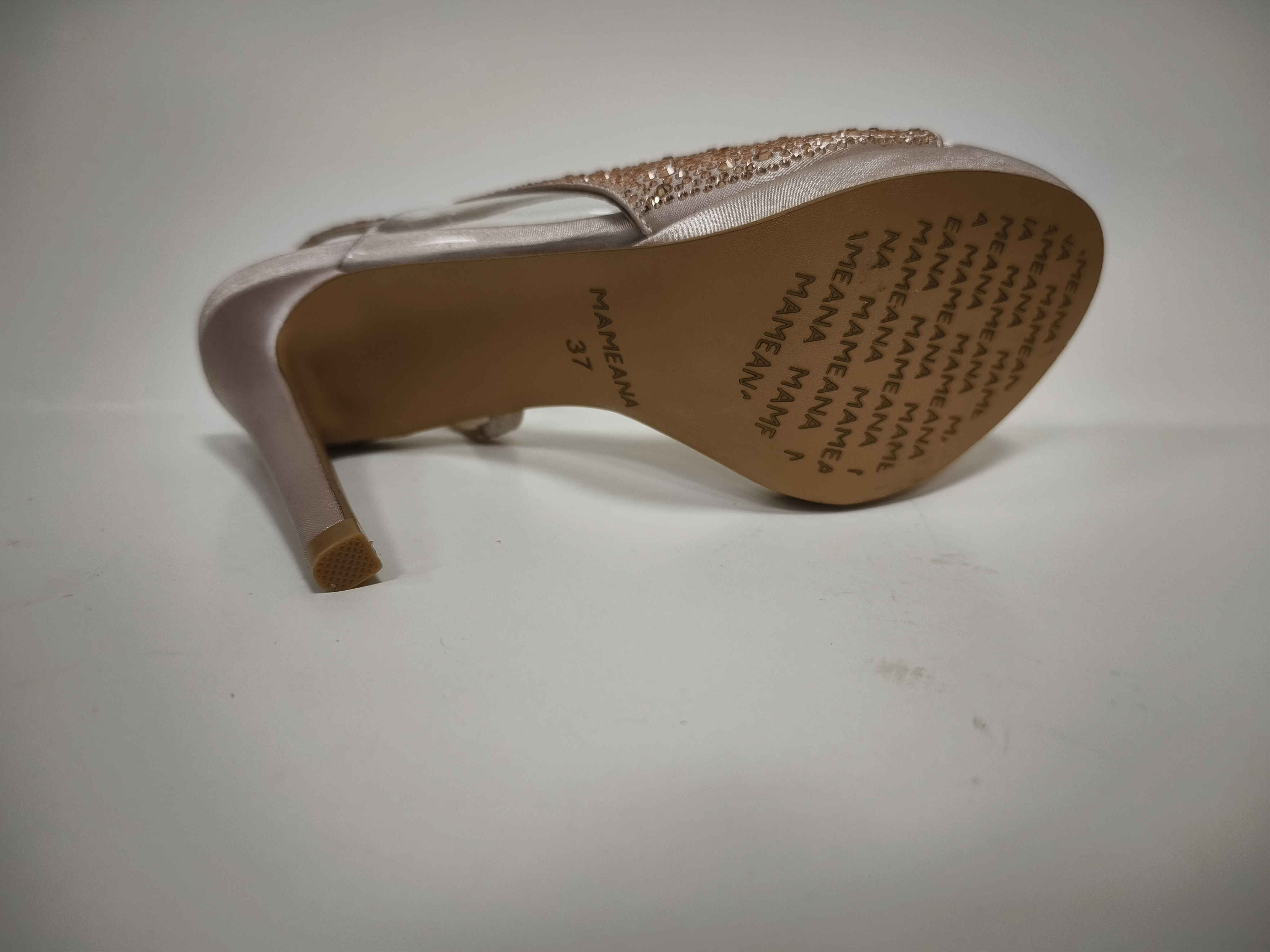Stiletto Heel Fashionable high heel Sandals Embellished With Shimmering Rhinestones