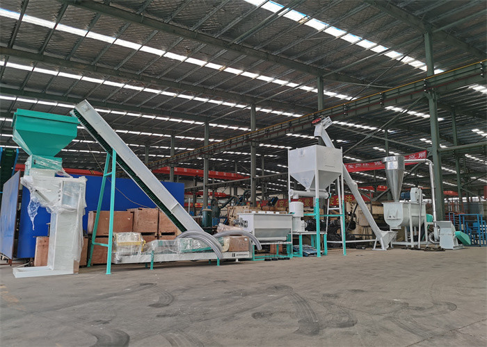 1000kg/H Chicken Food Processing Machine 1-10mm Mini Cattle Feed Machine Plant