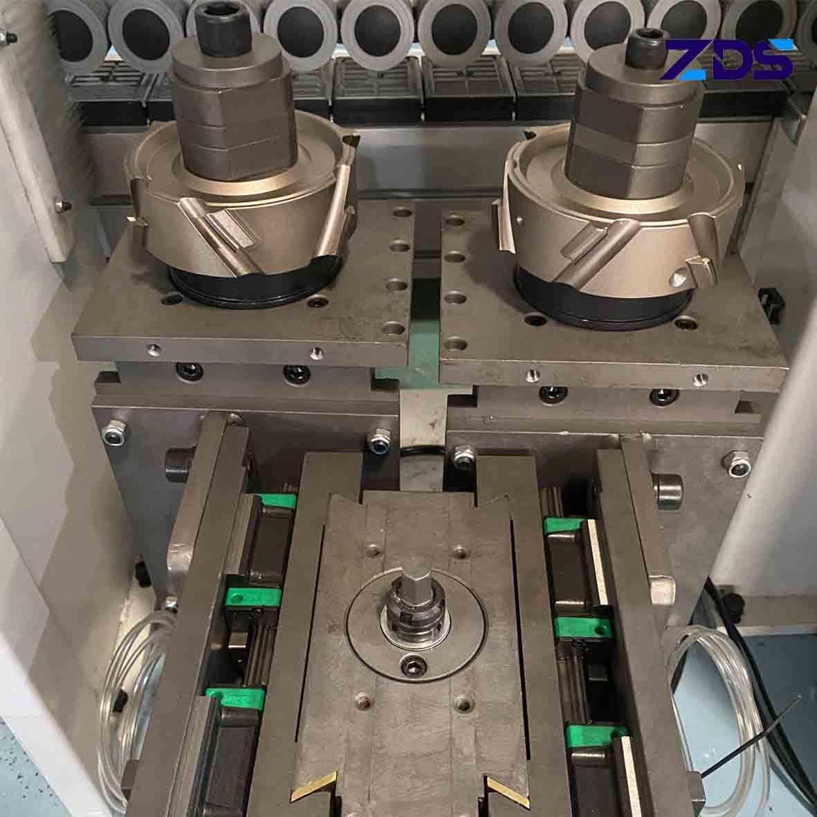 Woodworking Linear Panel Furniture Edge Banding Machine PLC intelligent control
