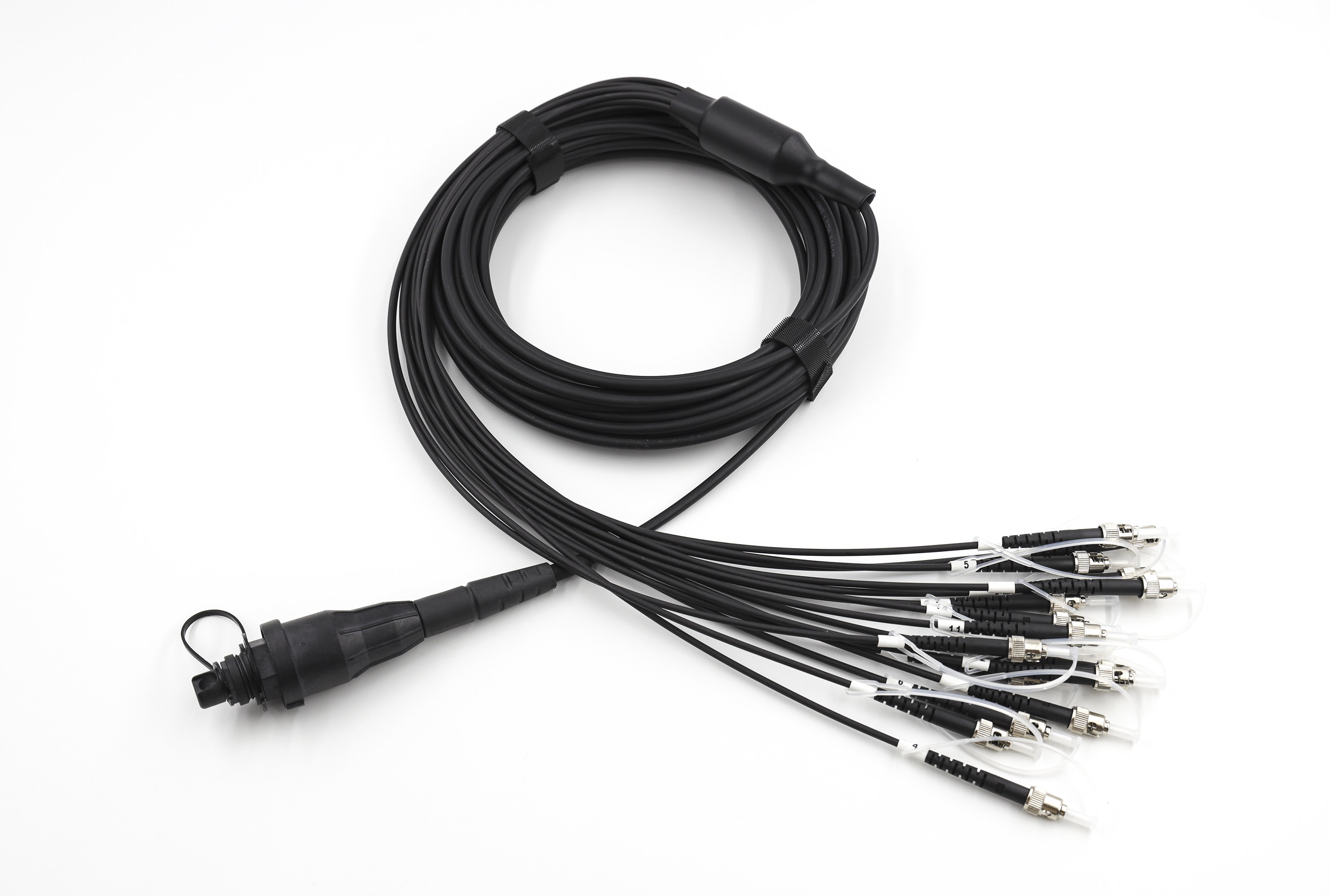 IP67 Waterproof MPO Breakout Cable With MPO To LC Connector For Outdoor Use