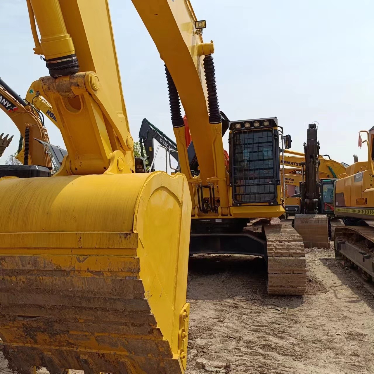 Komatsu PC400-7 Original Excavator 40 Tons Digger Machine Large Construction Machinery
