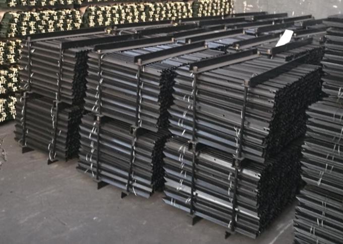 Easy Assembled Steel Fence Posts Beautiful Appearance For Cattle Farm