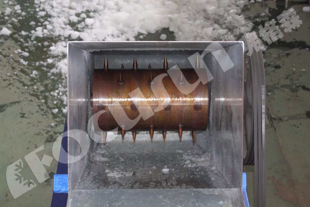 Focusun 100kg/min Block Ice Crusher with Screw Way Conveyor and 380v/50hz/3p Voltage