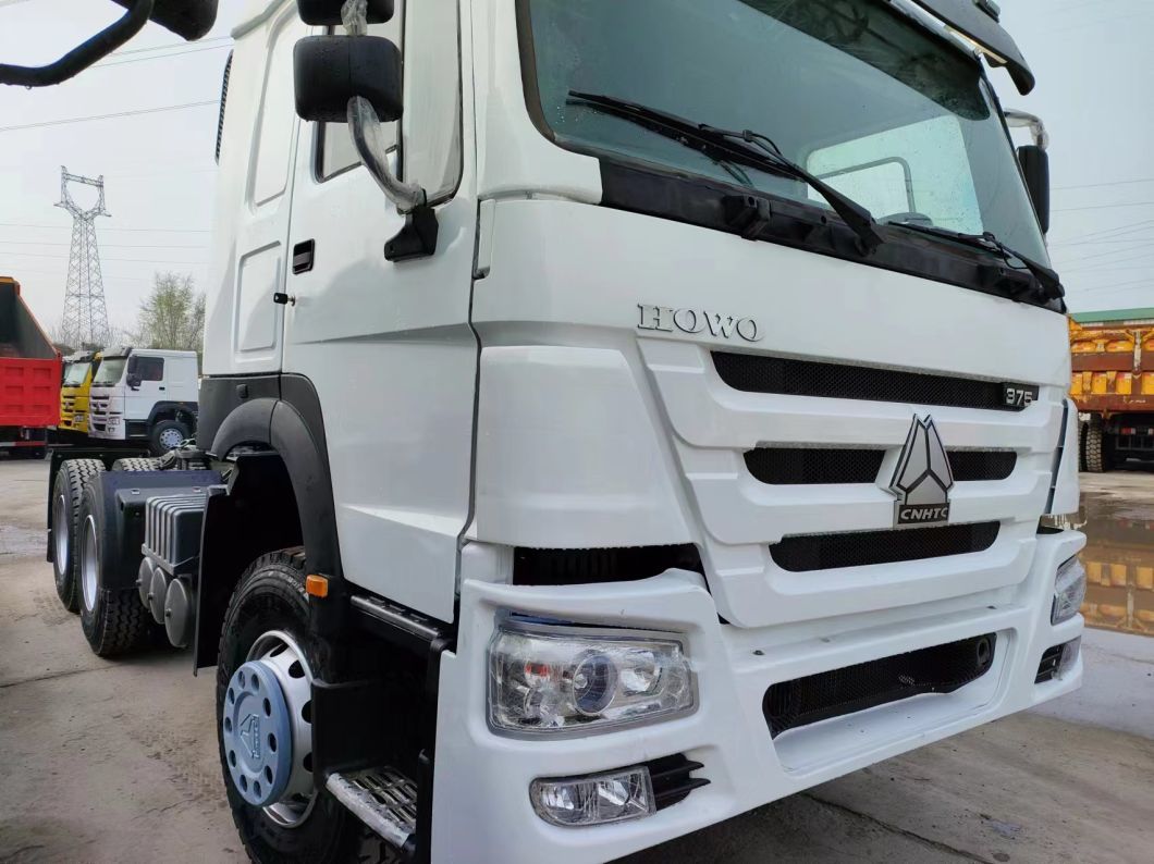Excellent Performance HOWO 6*4 Tractor Truck 6*4 10wheels in Hot Sales