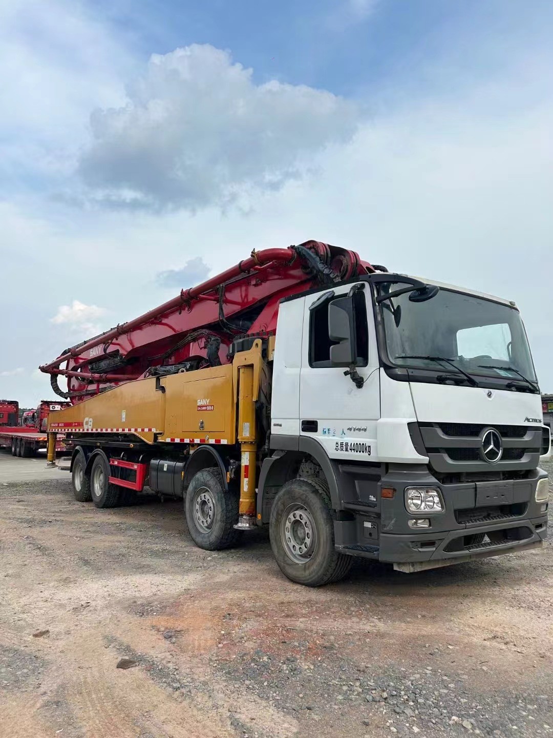 Sany 2019 56m SYM5449THB 560C-8A Used Concrete Pump Truck 315kw Diesel Engine for Heavy duty Operations