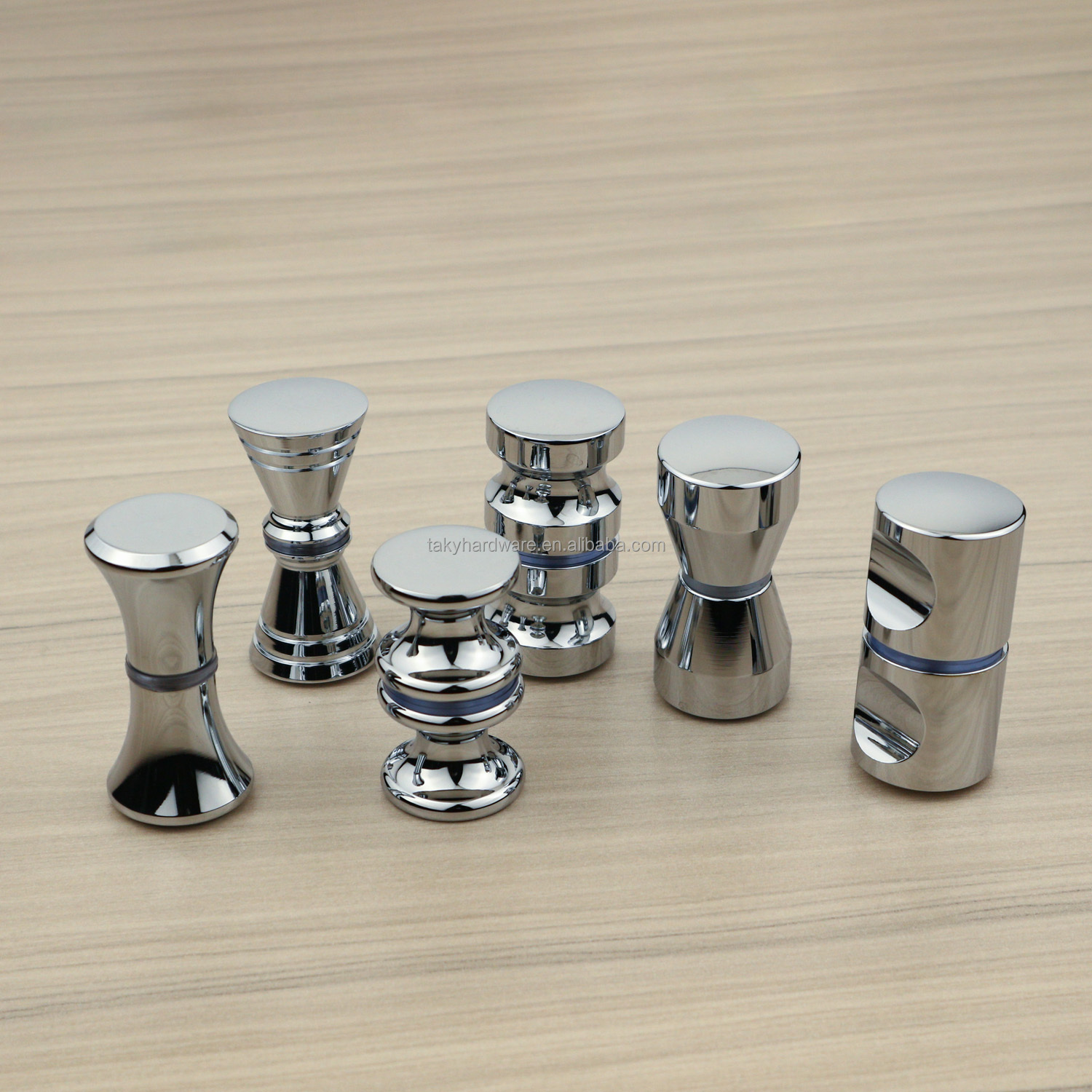 Modern Bathroom Hardware Brass Pull Glass Door Handle And Knob With Customized Design