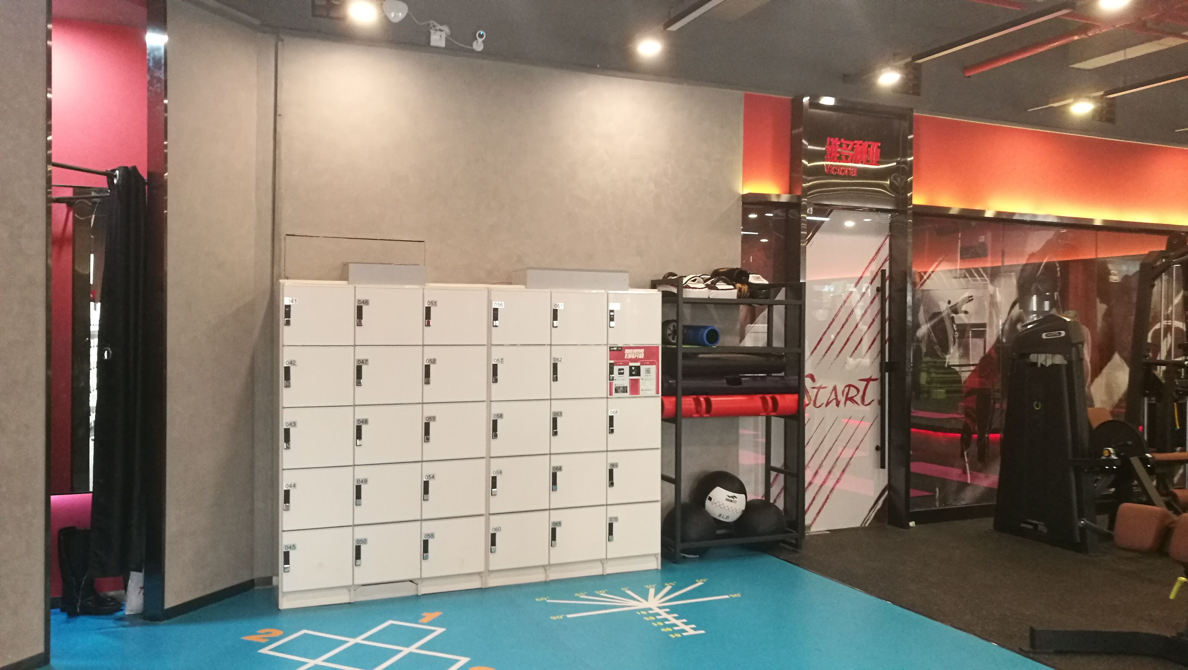 IC Card Key IOT Locker Durable / Lightweight Fitness Center Lockers