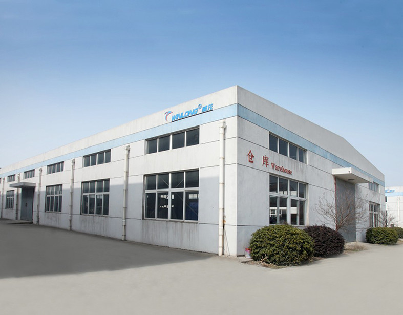 YG24/12 Automatic Liquid Filling And Capping Labeling Integrated Machine