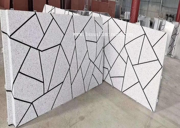 Facade Silver 1220*2440mm Aluminium Solid Panel Abrasion Resistant