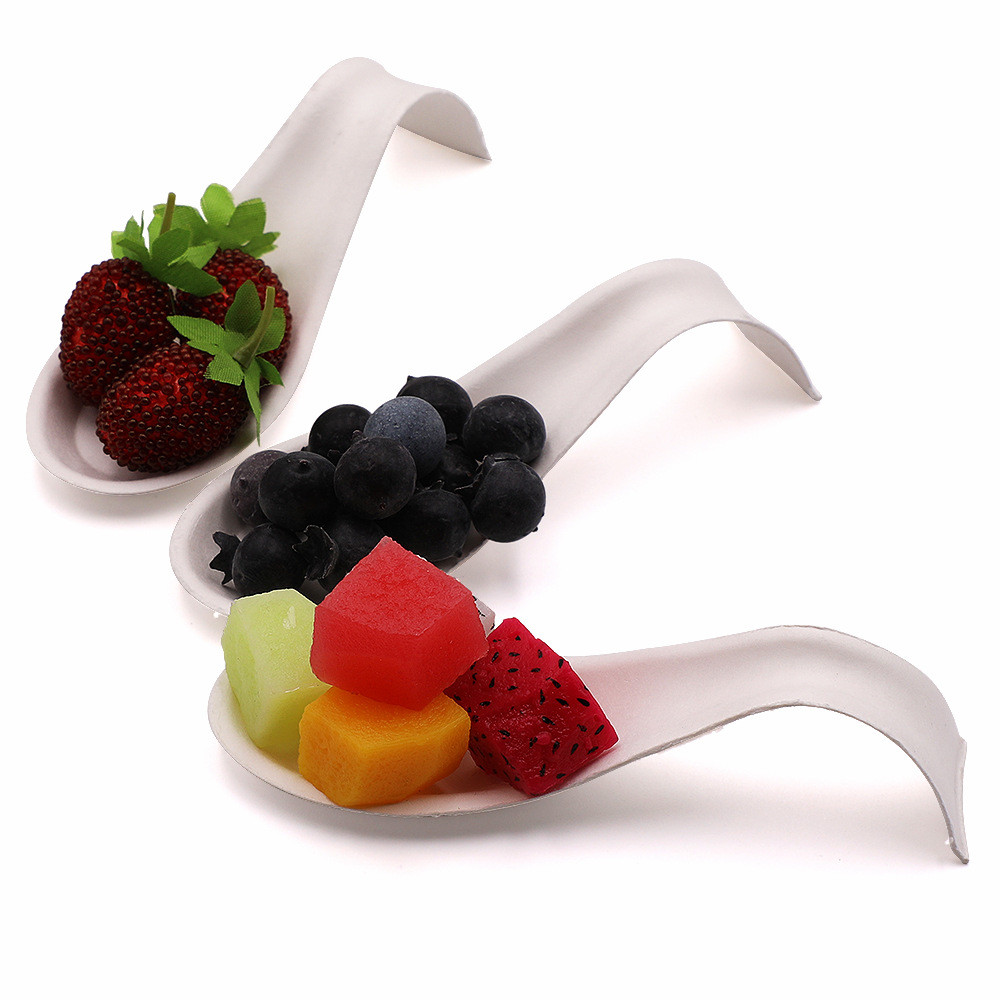 Disposable biodegradable little spoon shape sugarcane fruit tray bagasse paper sushi cake plate