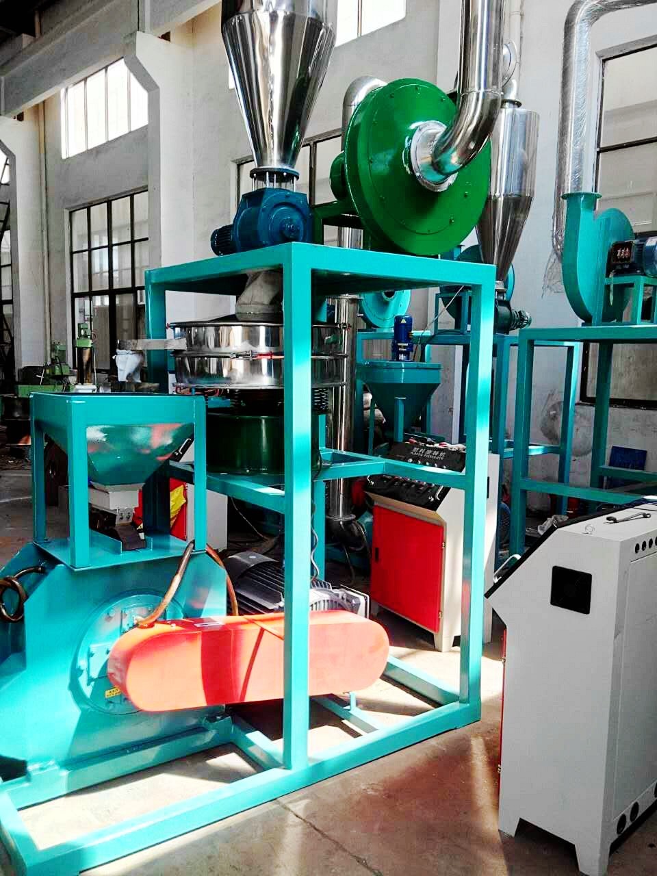 Double Shaft Plastic Grinding Mill High Speed Steel Blade Fully Sealed