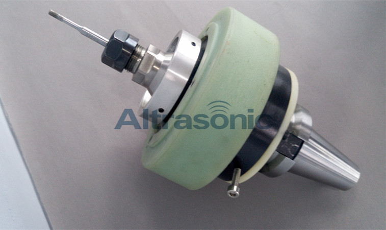 Digital Generator 20khz Utrasonic Drilling Machine with HSK63 Connector