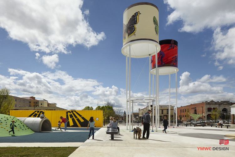 SCULPTURE of Outdoor Children's Playground Construction and Park Amusement Facilities