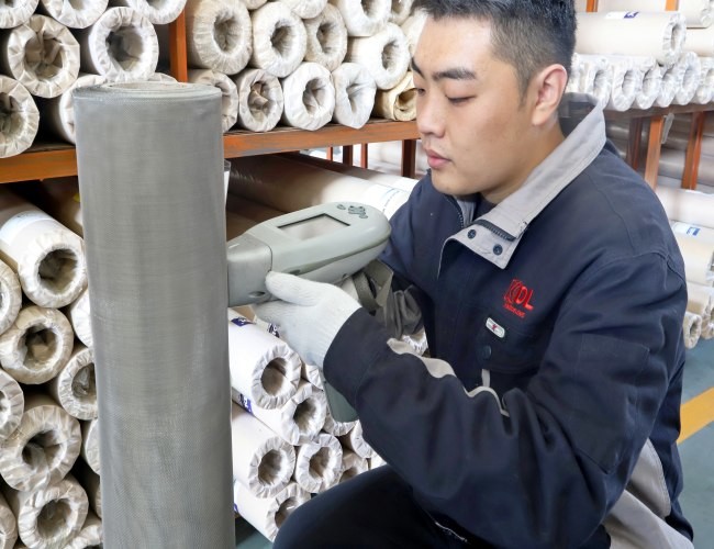 Mesh Count 2-635 304 Stainless Steel Filter Wire Mesh Anticorrosion
