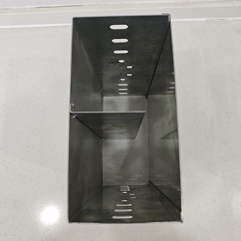 High Fire Resistance Solid Bottom Type Cable Tray Customization Length For Indoor