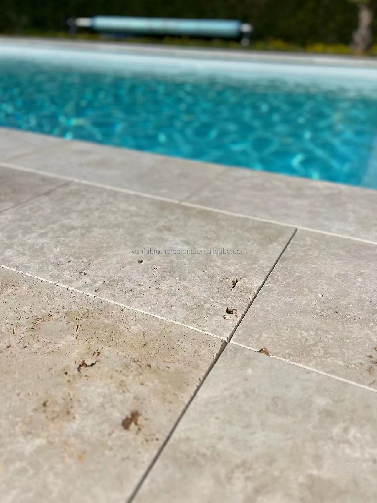 Modern Design Style Natural Silver Travertine Stone Ivory Deck Tile for Pool Flooring