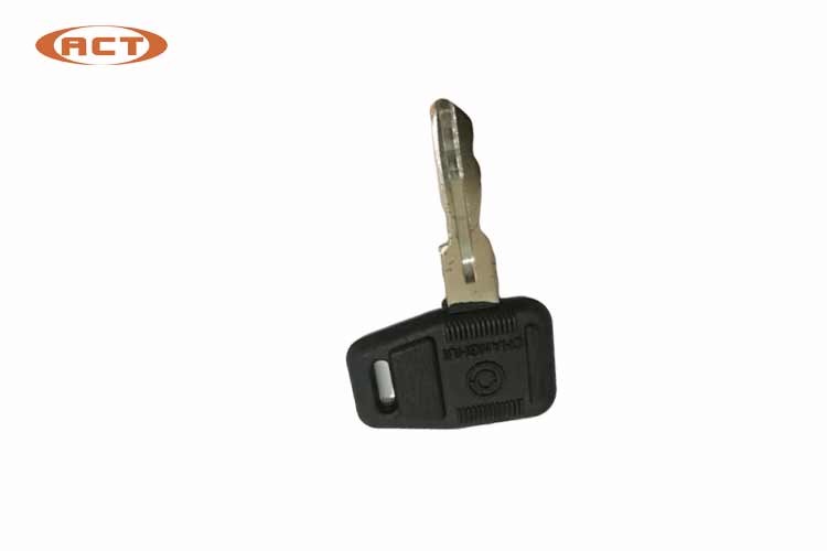 Liugong Shantui Loader Ignition Switch Key For Machinery Iron , Titanium Material