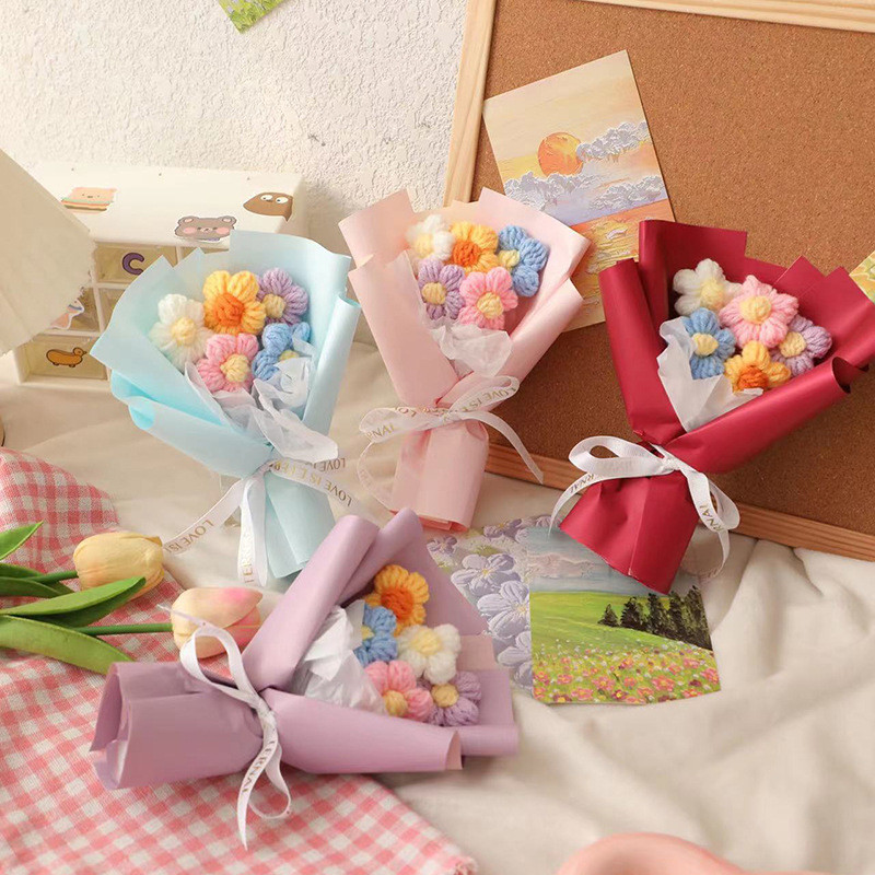 Handmade Puff Stitch Mini Knit Bouquet Cute Yarn Flower Gift for Her Bestie’s Birthday/Valentine’s Day