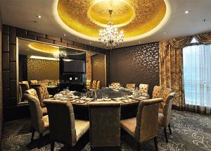 China Electromagnetic Induction Hibachi Grill Table With 450 * 400mm Cooking Area wholesale
