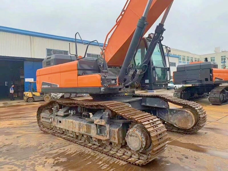 50 Ton Doosan DX500LC-9C Excavator 2019 Year 2.14 M³ Bucket Capacity Used for Project