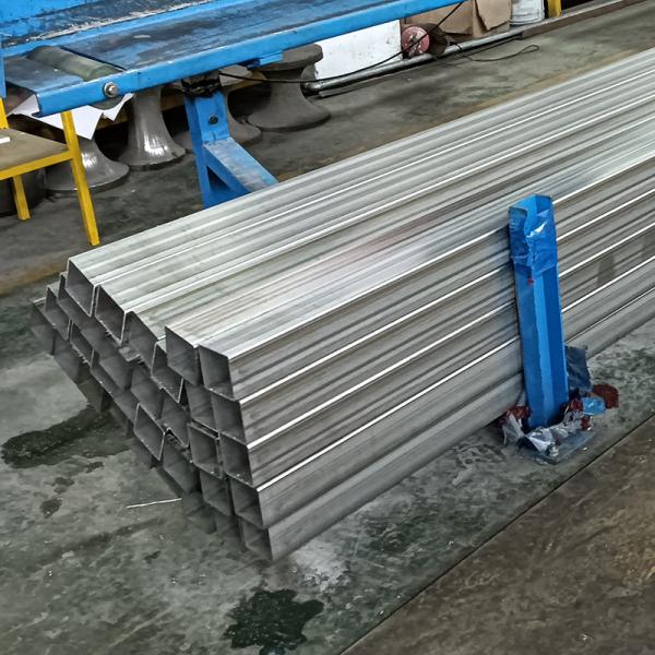 201 316 Welded Square Steel Tube Seamless Stainless Pipe 600mm