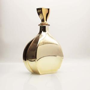 China Crystal Glass Stopper Brandy Glass Bottle Carafe Glass Bottle Golden Electroplating wholesale
