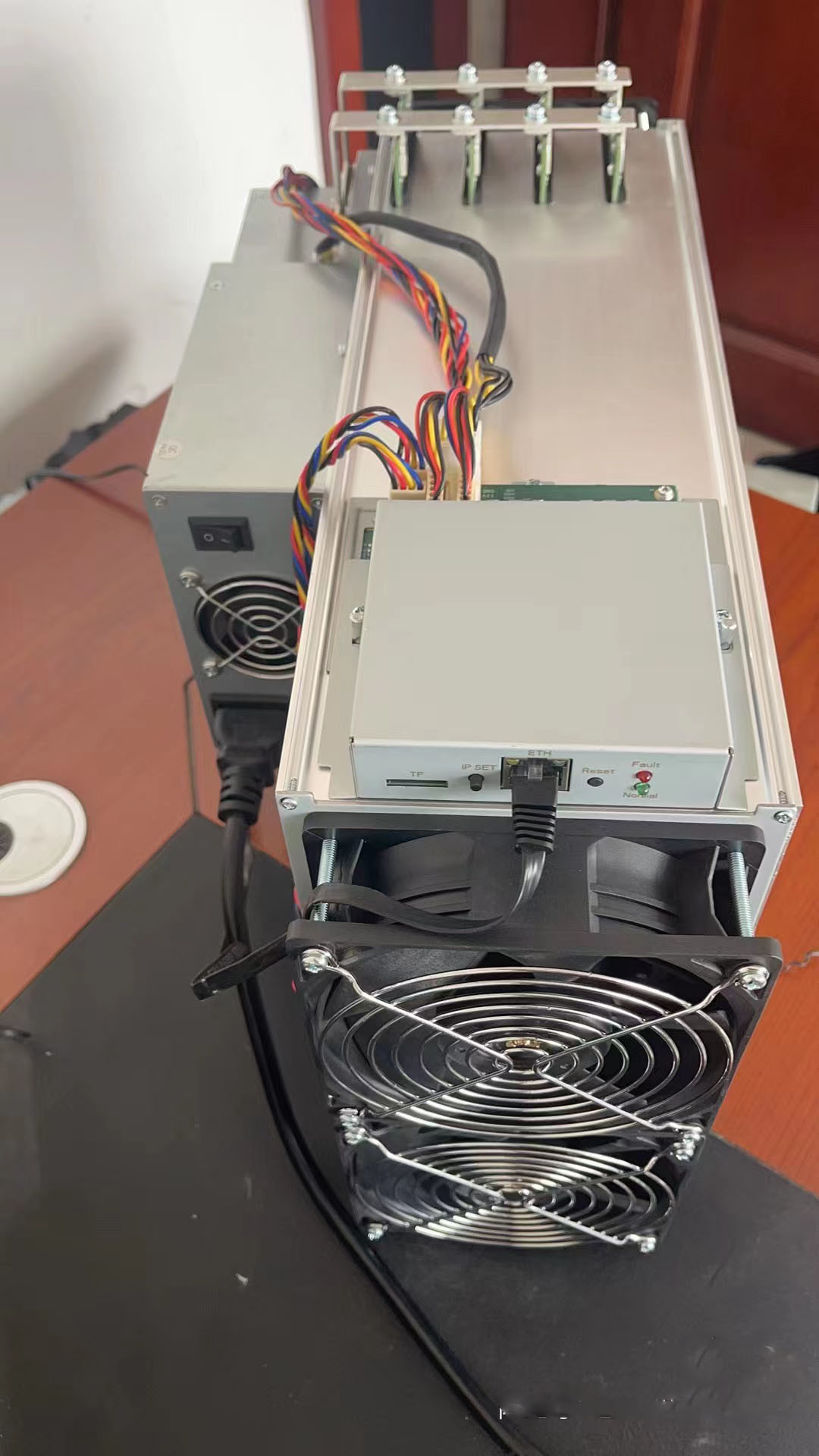 12V 2500W ETH ASIC Miners Innosilicon A11 Pro 8gb 2000mh EtHash 1.5Gh/s