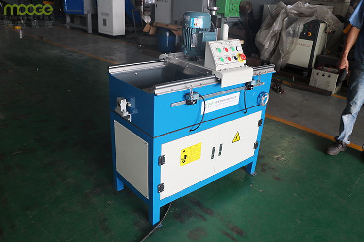 700mm Semi Automatic Grinder For Sharpening Knives PLC Chipper Blade Grinder