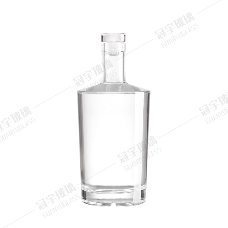 Base Material Glass Body Material Whiskey Bottle 500ml 750ml with Cork