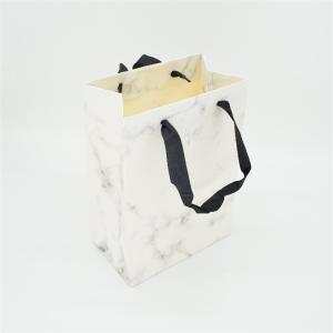 China BSCI SGS Recycled Paper Gift Bags Matt Lamination Eco Friendly wholesale