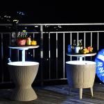Versatile Ice Cooler Lift Top Table for Outdoor Camping Picnic Beach Cafe Bistro