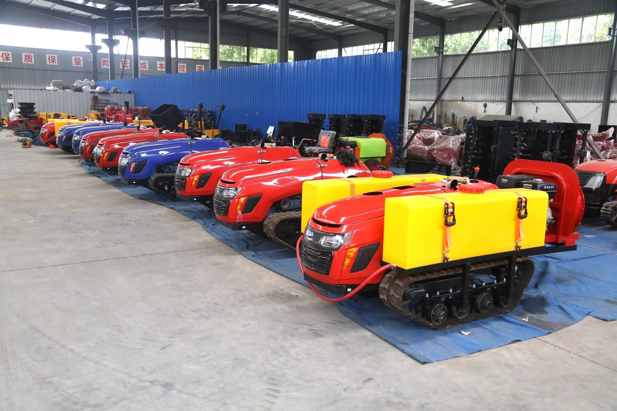 CE Large Farm Tractors Weeding Ditching Farm Machinery And Equipment