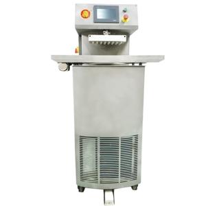 China Bakery Shop 24kg Mini Chocolate Tempering Machine wholesale