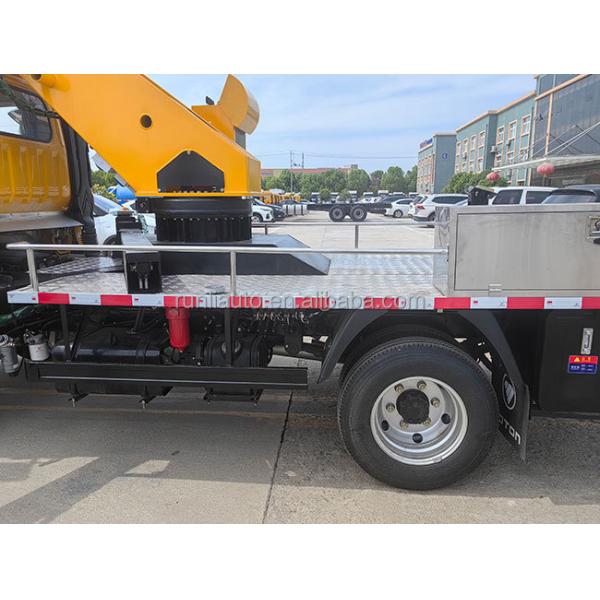 Factory Light Duty 18m High Altitude Operation Truck Boom Lift Mounted on Truck in Indonesia