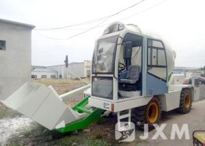 China 2000mm Wheelbase 2.5m3 Self Loading Concrete Mixer on sale