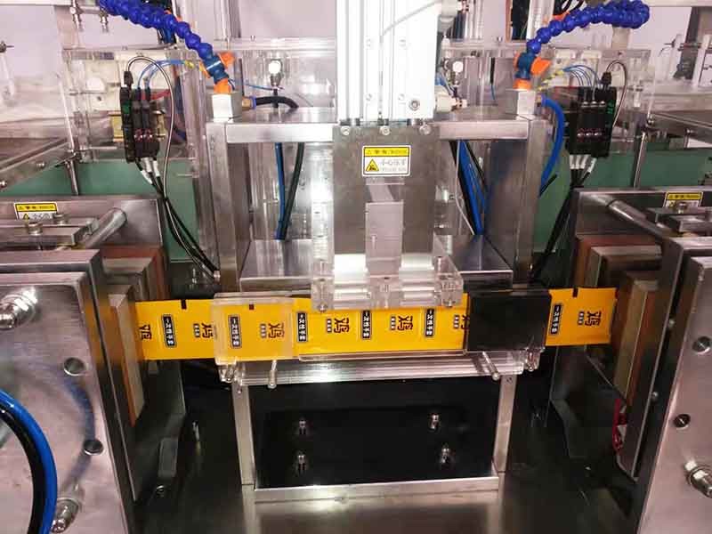 OEM Fold Wrapping Machine durable Folding Sealing Machine PE Glove