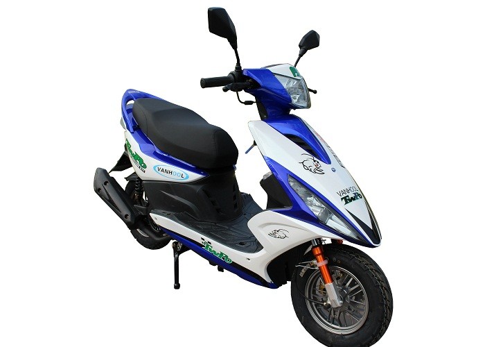 Alloy Wheel Gas Motor Scooter , Iron Muffler Cool Gas Scooters Lightweight