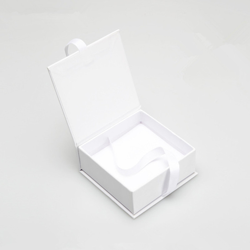 ISO Bundle Weave Hair Extension Packaging Boxes With Ribbon Closure