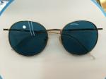Fashionable men's goggles for outdoor sports paired with cool styling fashionabl
