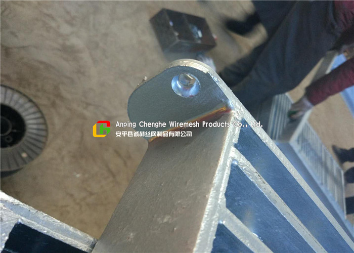 Butt Welded Steel Grate Drain Cover Bearing Bar For Plaza Drainage System