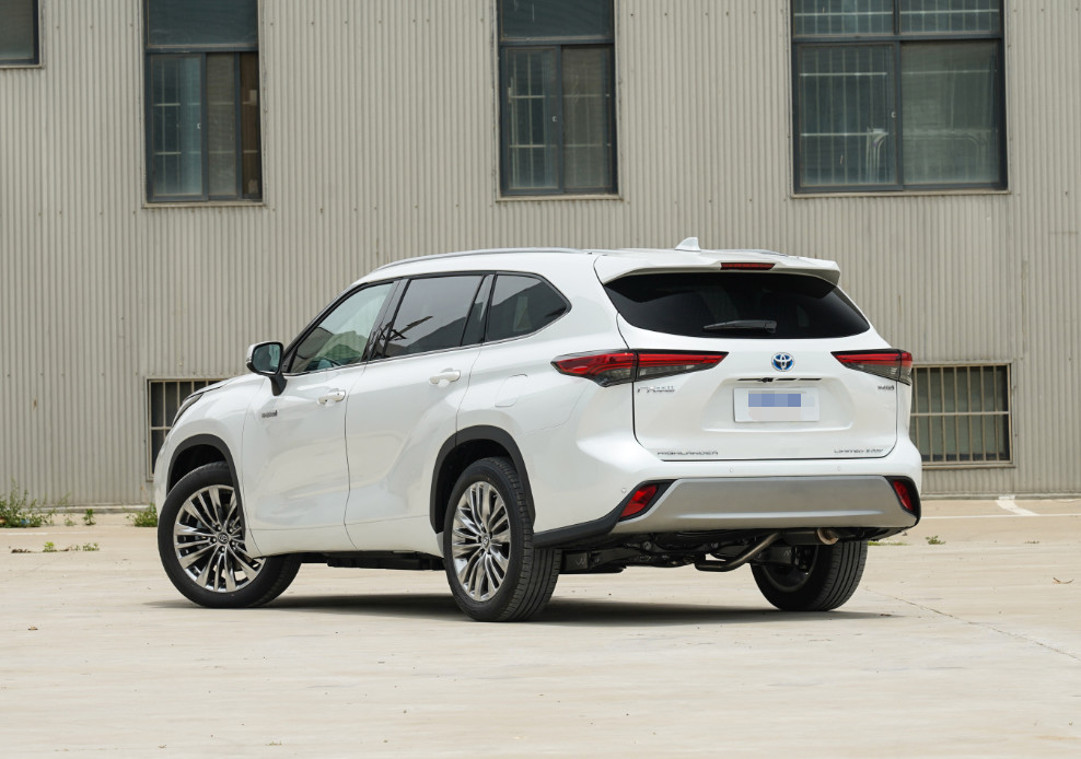 Toyota Highlander SUV Gasoline Powered Cars 7 Seaters Highlander Suv