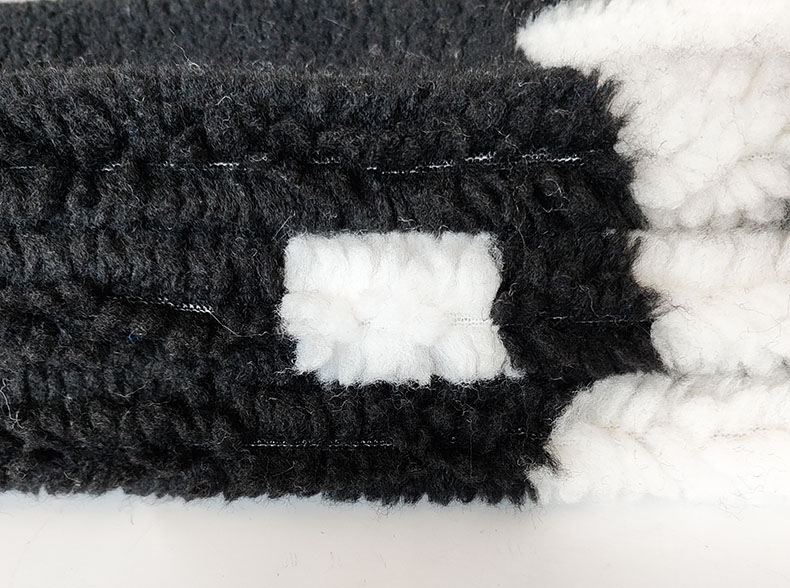 100% Polyester Sherpa Fleece Fabric Knitted Coral Blanket Pajamas Garment