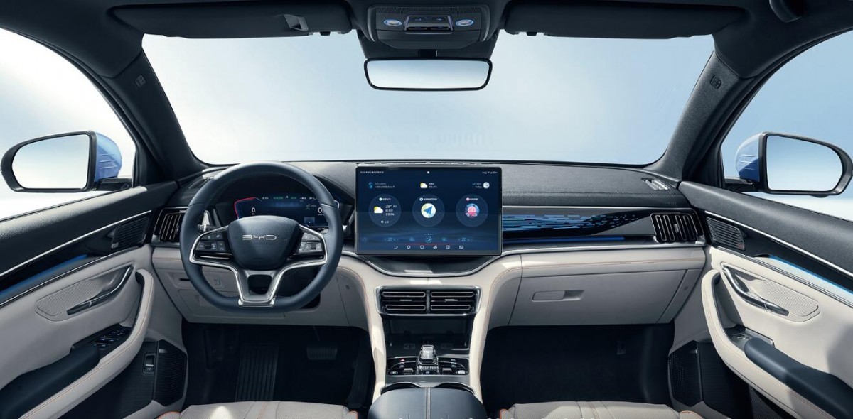 175km/H Chinese Electric SUV BYD Song PLUS Champion Edition Flagship PLUS 160kw