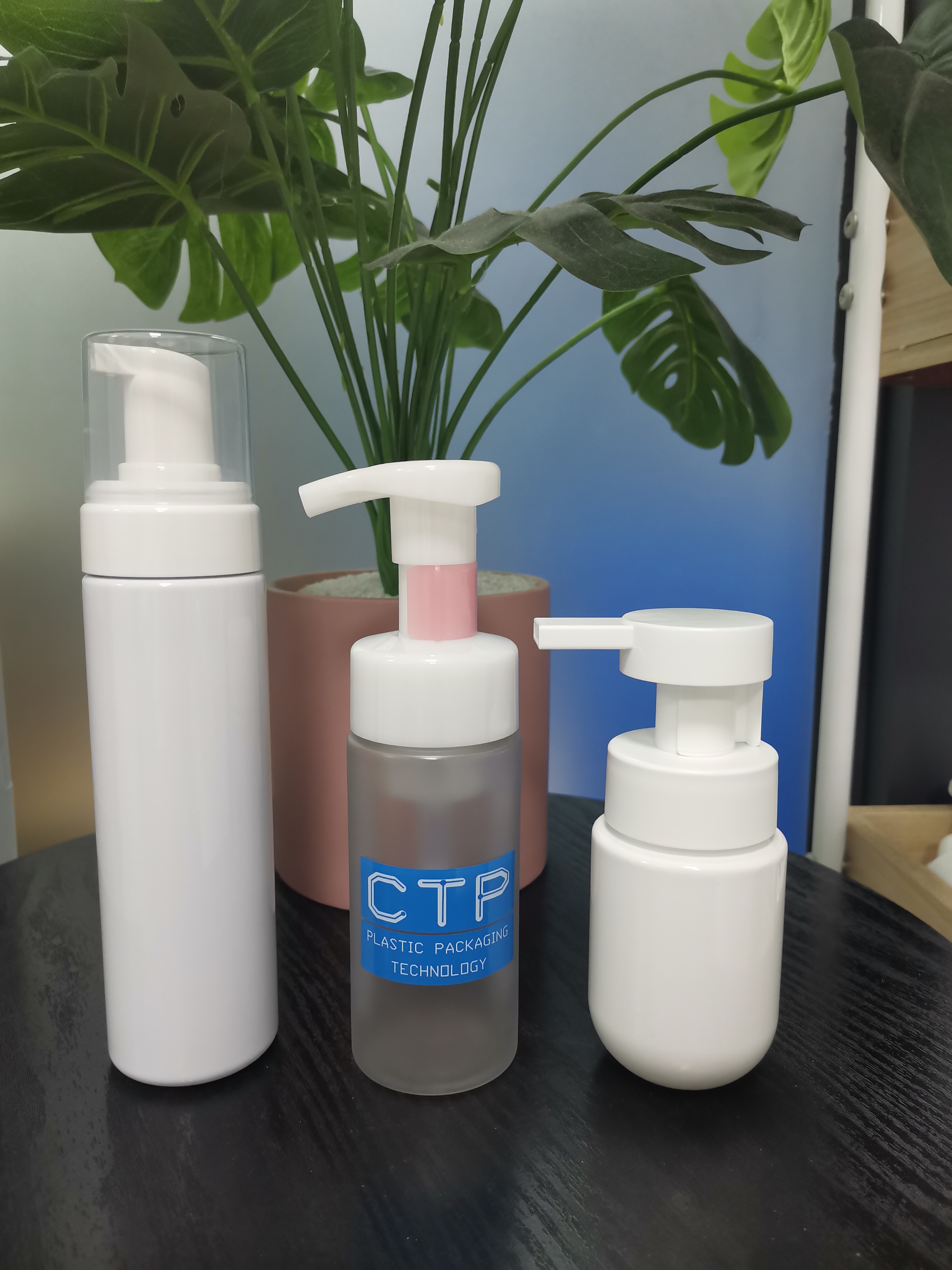 Eco Friendly 0.8-1.5CC PP Lotion Pump Dispenser Bulk Packaging With Screw On Closure