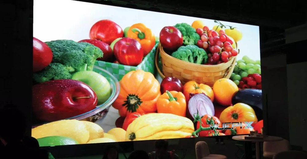 QE-Series-Tradeshow-Photo2-1210x630