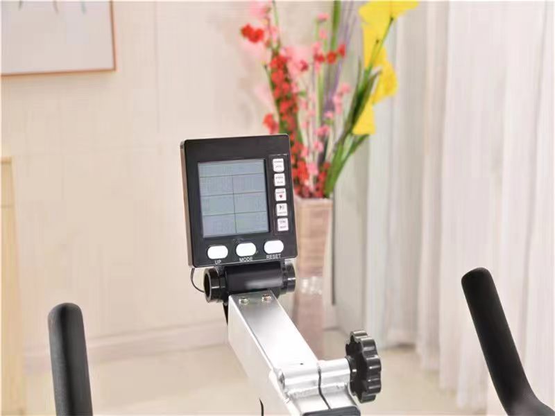 2023 Newest Type Adjustable Air Resistance Stationary Exercise Upright Spinning Airbike Assault