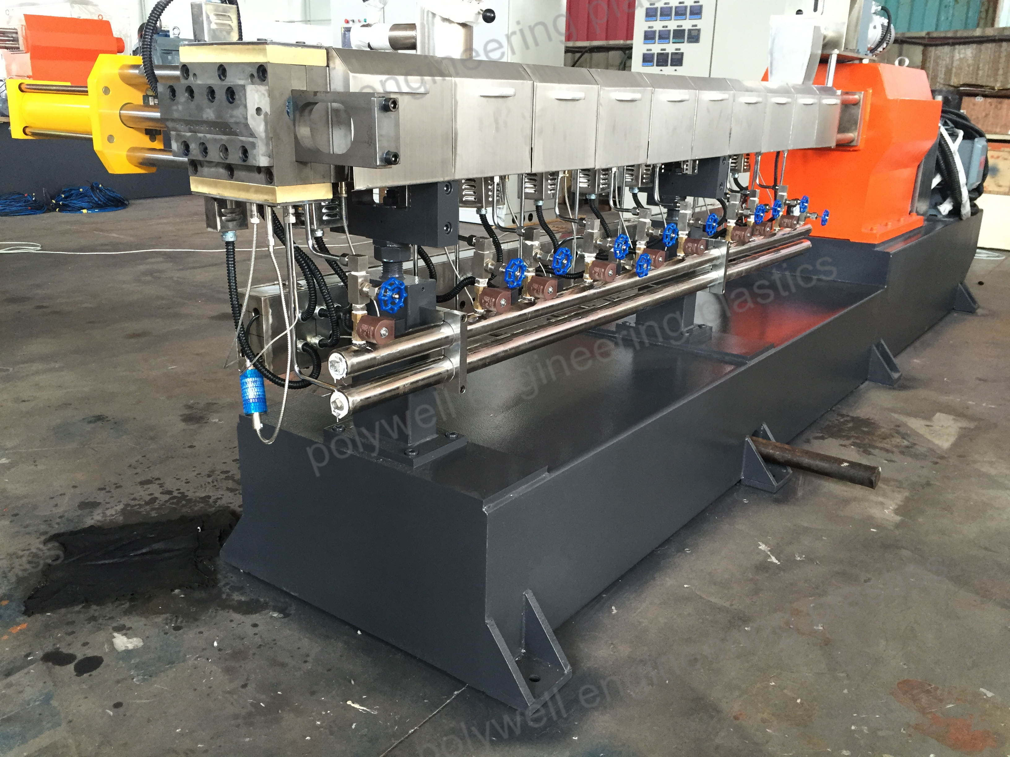 Recycled PA Plastic Granules Making Machine With 300-500kg/H Capacity Extruder