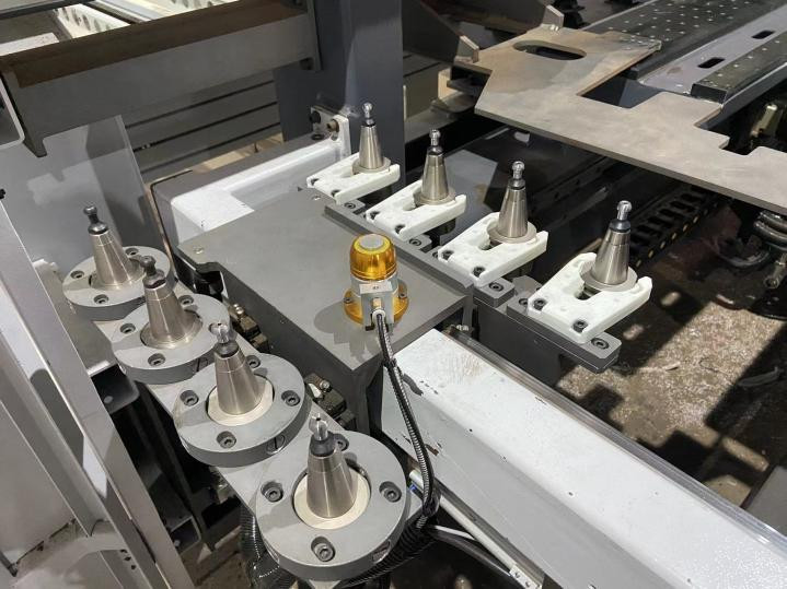 CNC BORING MACHINE Six-Sided ATC HB721H8 With Milling Spindle