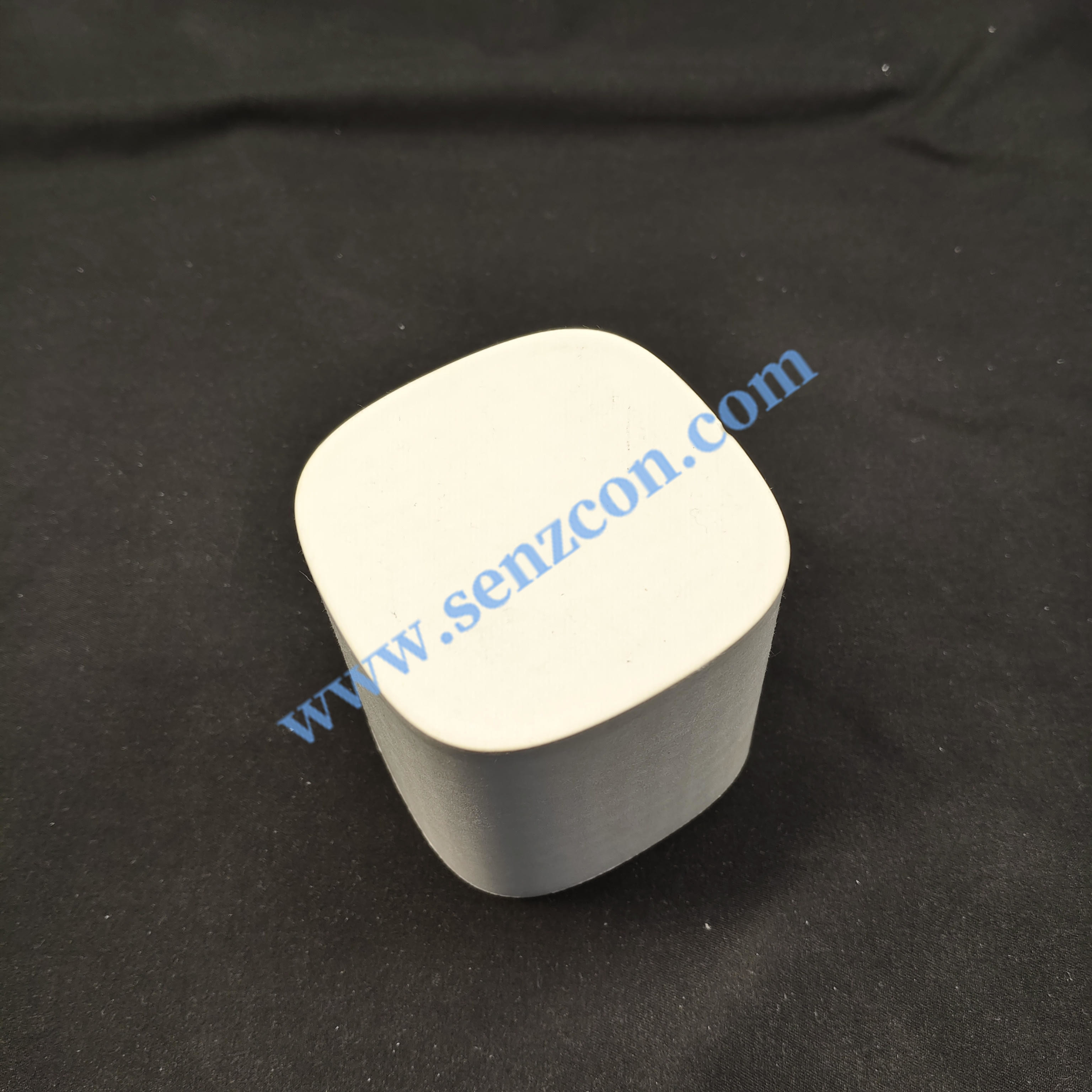 OEM tea products from a Ningbo factory. The packaging is made of white sugarcane pulp through wet pressing in the pulp molding process. It is
